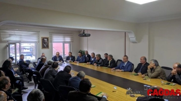 Kaymakam Kurt muhtarlar ile bir araya geldi