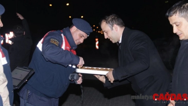 Kaymakam Mehmetbeyoğlu'ndan güvenlik güçlerine yeni yıl ziyareti