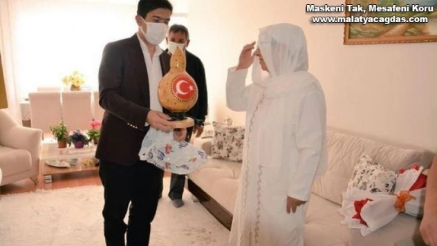 Kaymakam Öztürk'ten şehit annelerine anlamlı ziyaret