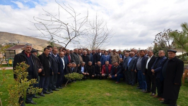Kaymakam Zengince muhtarlarla bir araya geldi