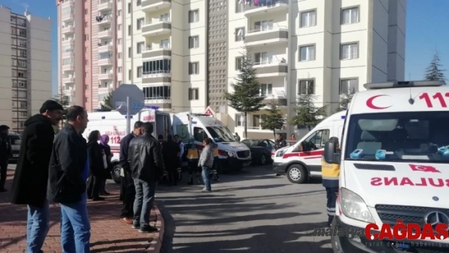 Kayseri'de beton mikseri, halk otobüsüne çarptı: 16 yaralı