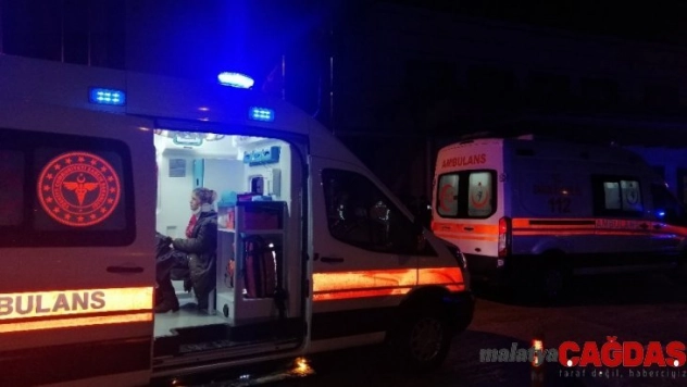 Kayseri'de yolcu otobüsü devrildi: 20 yaralı