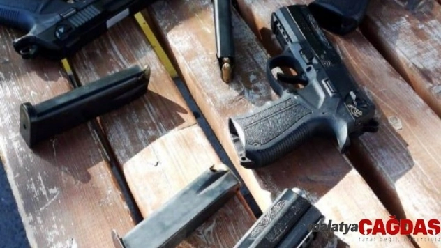 Kayseri ve İstanbul'da silah kaçakçılığı operasyonu: 4 gözaltı