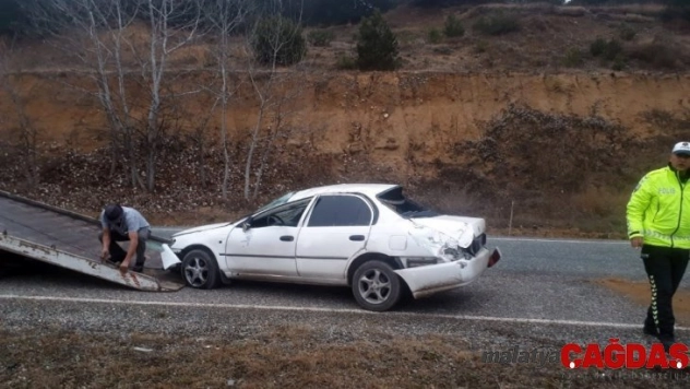 Kazada ağır yaralanan sürücü hayatını kaybetti