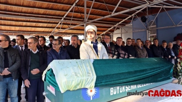 Kazada ölen açıköğretim bürosu çalışanı son yolculuğuna uğurlandı