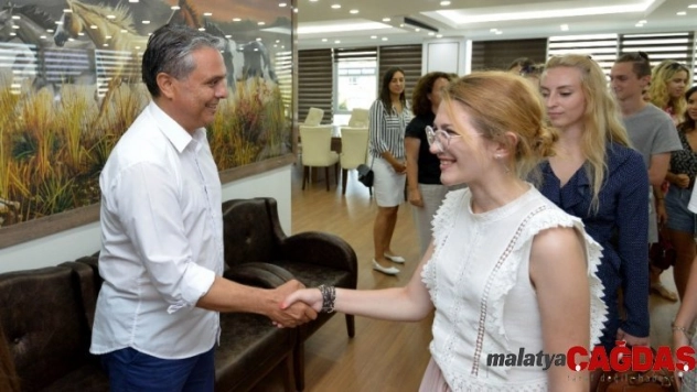 Kazan Federal Üniversitesi öğrencileri Muratpaşa'da