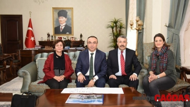 Kemaliye İlkokulu ile Öksüz minarenin projesi hazır