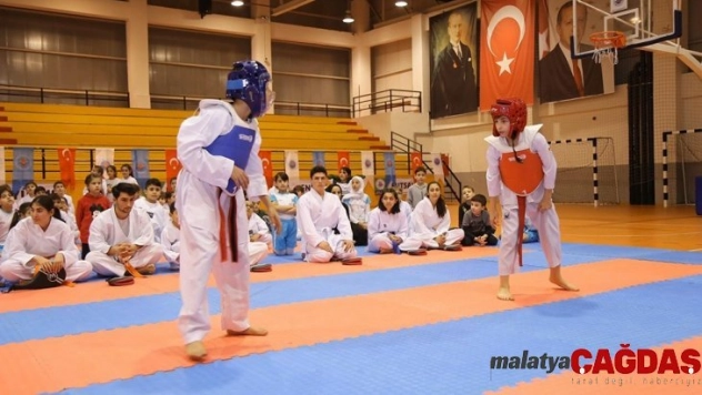 Kâğıthane'de 200'e yakın çocuk kuşak atladı