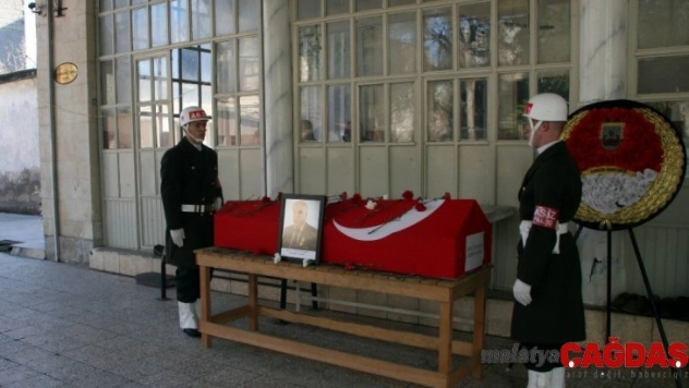 Kıbrıs Gazisi devlet töreniyle son yolculuğuna uğurlandı