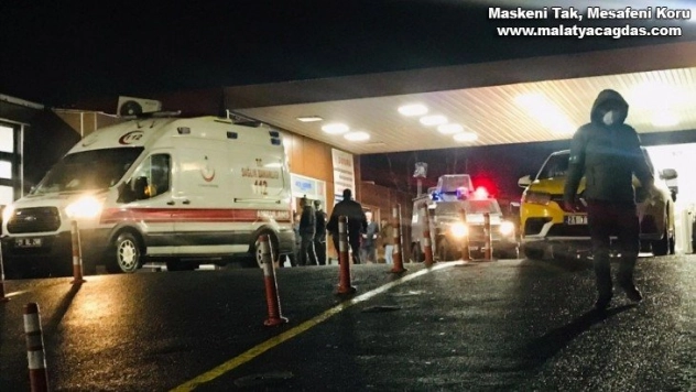 Kız meselesi silahlı kavgaya dönüştü: 4 yaralı