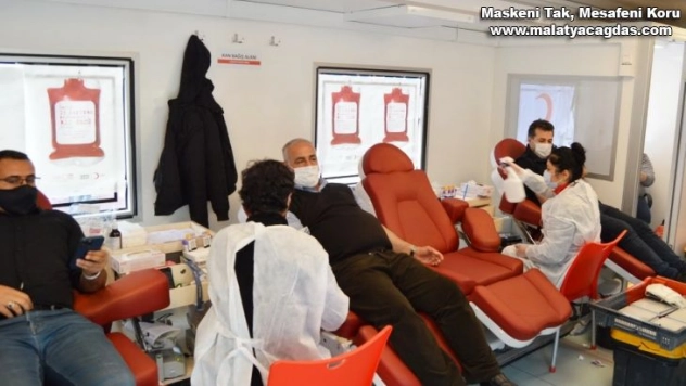 Kızılay'dan Besni'de kan bağışı kampanyası