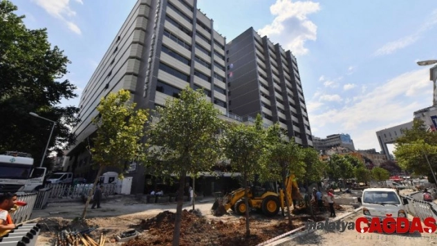 Kaldırım, bakım ve onarım çalışmaları tüm hızıyla devam ediyor