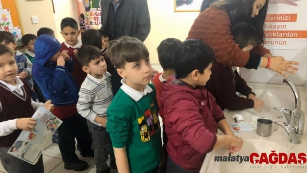 Kızılcahamam'da doğru el yıkamayı öğrettiler