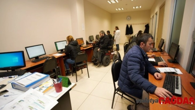 KO-MEK'ten Körfez Belediyesi'ne Office programı eğitimi