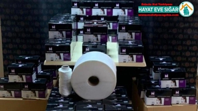 Kocaeli'de 9 bin 400 adet kaçak maske ele geçirildi