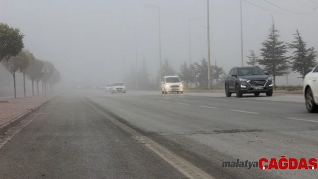 Konya'da yoğun sis etkili oldu, uçak seferleri yapılamadı