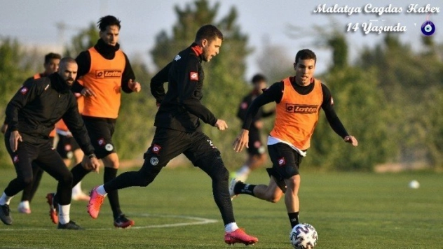 Kasımpaşa maçı hazırlıkları devam ediyor