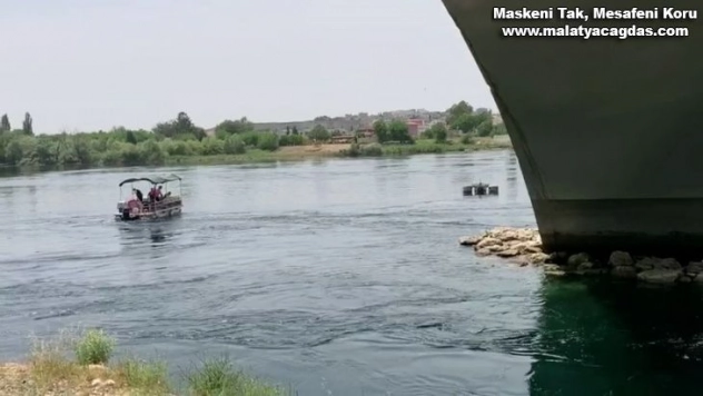 Köprüden birinin atladığı iddiası ekipleri alarma geçirdi