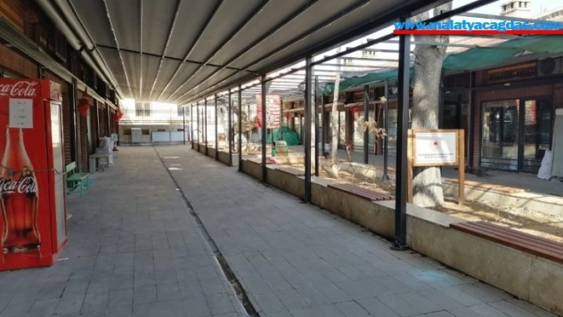 Korona virüsü Zeytin Dalı Çarşısını da vurdu