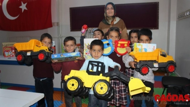 Köy çocukları ilk kez zeka oyunlarıyla buluştu