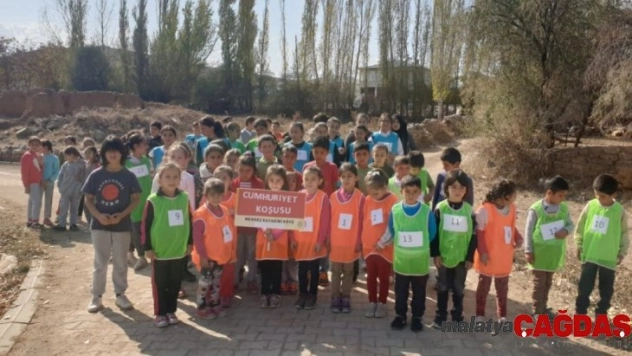 Köyde Cumhuriyet Koşusu