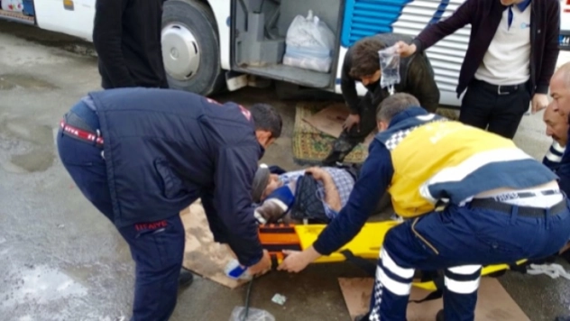 Krikolar kaydı, 3 kişi otobüsün altında kaldı
