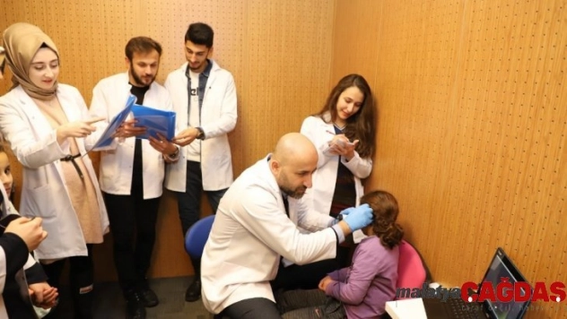 KTO Karatay'dan işitme engelli ikiz kardeşlere yadım eli