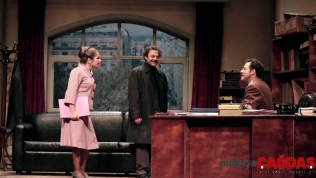 Küçükçekmece'de 'Profesyonel'i 3 günde bin 750 sanatsever izledi