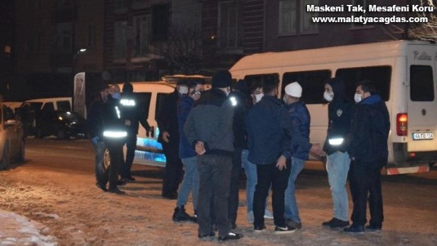 Küfürleşme kavgası kanlı bitti: 1 yaralı