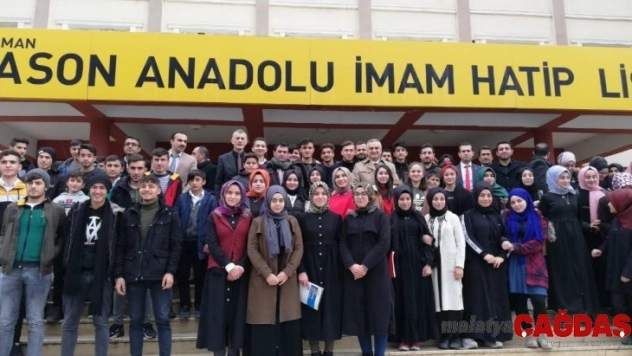 Külekçi Sason'da şehit yakınlarını ziyaret etti