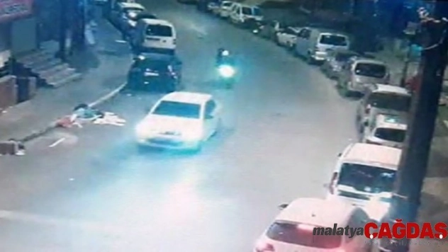 Kumar borcu yüzünden kurşun yağdıran zanlılar kamerada