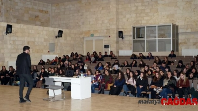KÜN'de  'Duyu Bütünlemenin Hayatımızdaki Önemi' semineri