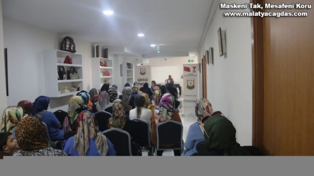 Kursiyerlere 'Helikopter ebeveynlik' uyarısı