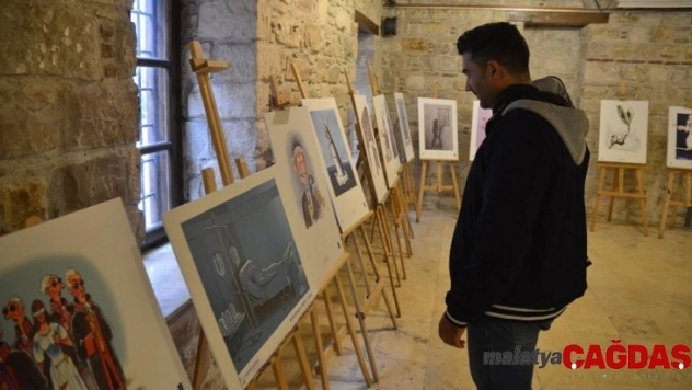 Kusadası'nda 'Uluslararası İnsan Hakları ve Adalet Karikatür' sergisi