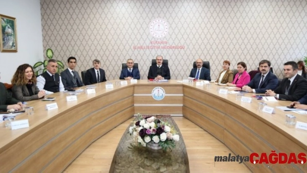 Kütahya'da Aile İçi Şiddet ve Kadına Şiddetle Mücadele toplantısı