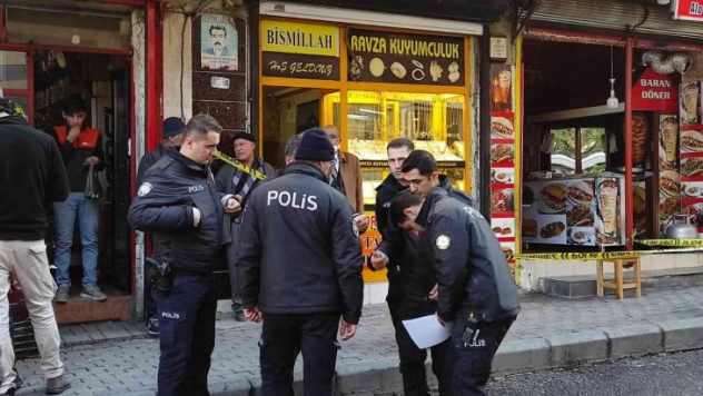 Kuyumcuyu soyan zanlı vurularak yakalandı