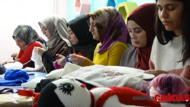 KYK yurtlarında barınan öğrencilerden yürekleri ısıtan çalışma