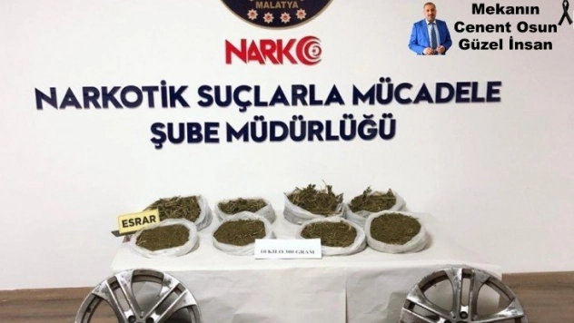 Lastik içinde esrar sevkiyatı polise takıldı