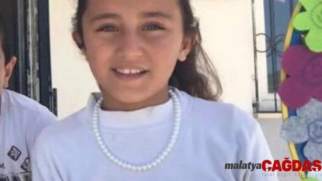 Lise öğrencisi trafik kazasında hayatını kaybetti