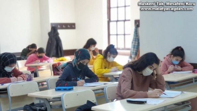 MABEM'de LGS ve YKS hazırlık kursları devam ediyor