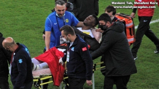 Maçta bayılan Ndayishimiye korkuttu