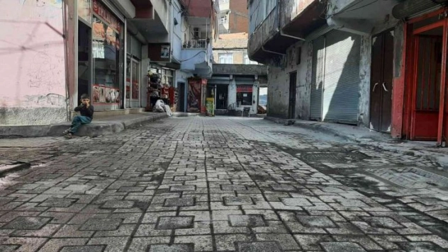 Mahalle muhtarı talep etti, Bağlar Belediyesi anında yerine getirdi