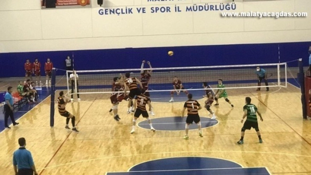 Belediyespor zirve takibini sürdürdü