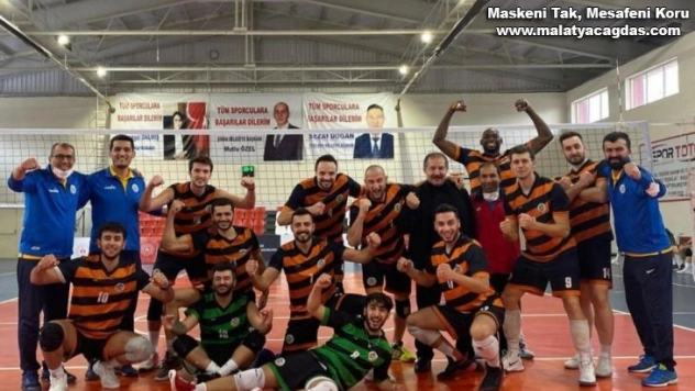 Dinamik Gençlik'i 3-2 mağlup etti