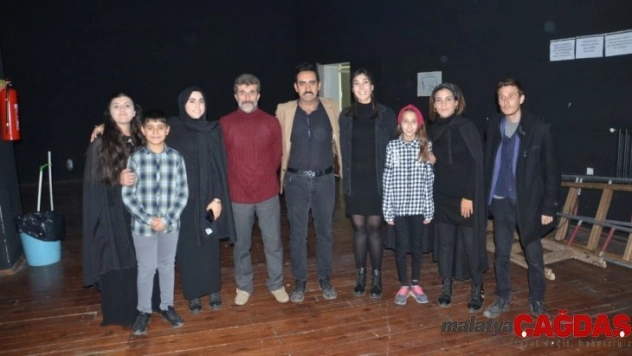 Kadın için oyununa yoğun ilgi