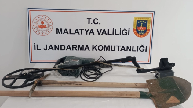 Malatya'da define avcıları operasyonu: 8 gözaltı