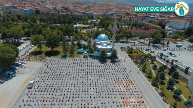 Haftalar sonra ilk cuma namazı heyecanı