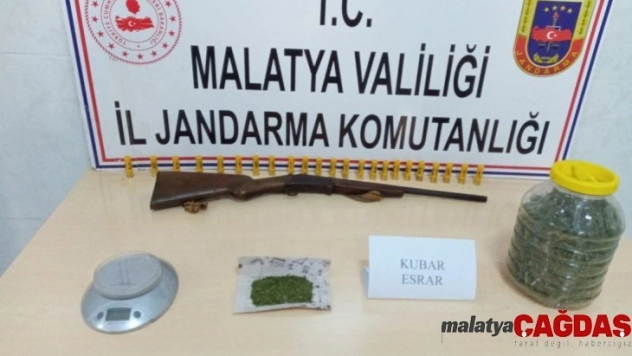 Malatya'da jandarmadan esrar operasyonu