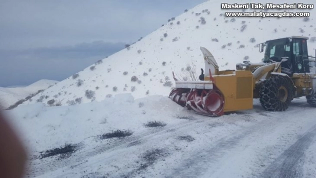 Kar nedeniyle kapanan 601 mahallenin yolu ulaşıma açıldı