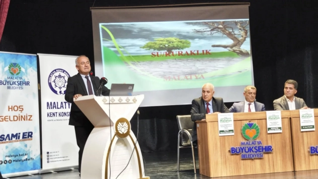 Malatya'da Kuraklık Alarmı: Kayısı Erken Çiçek Açıyor, Rekolte Düşüyor